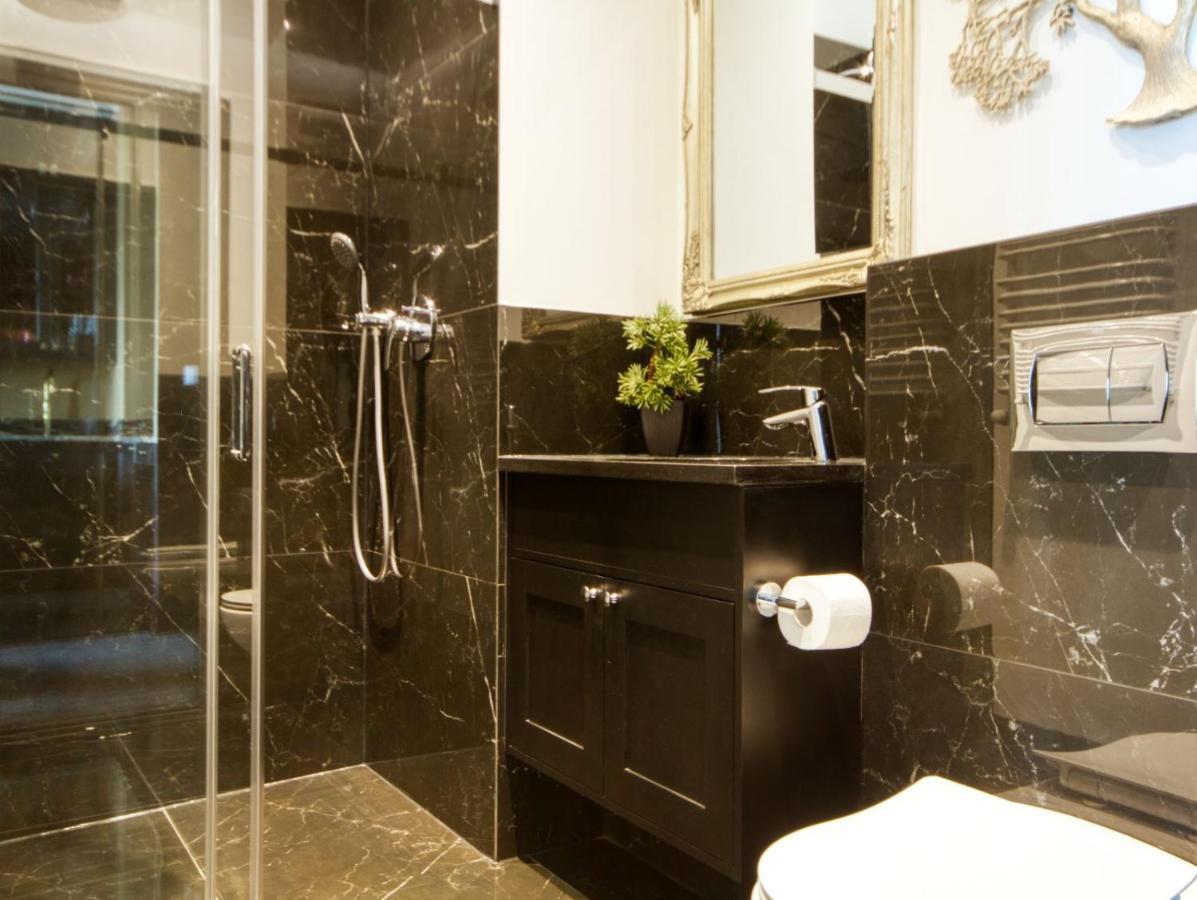 Prymasa Tysiaclecia 83A By Homeprime Warsaw Ngoại thất bức ảnh